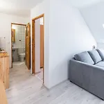 Pod Kogutem Dziwnówek