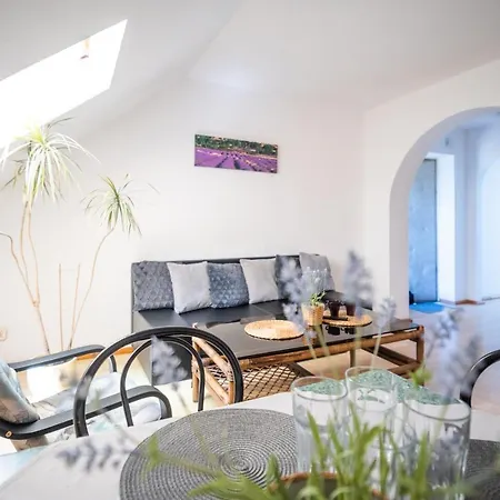 Alloggio per agriturismo Pod Kogutem *