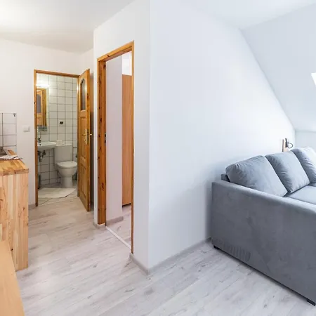 Pod Kogutem Dziwnówek